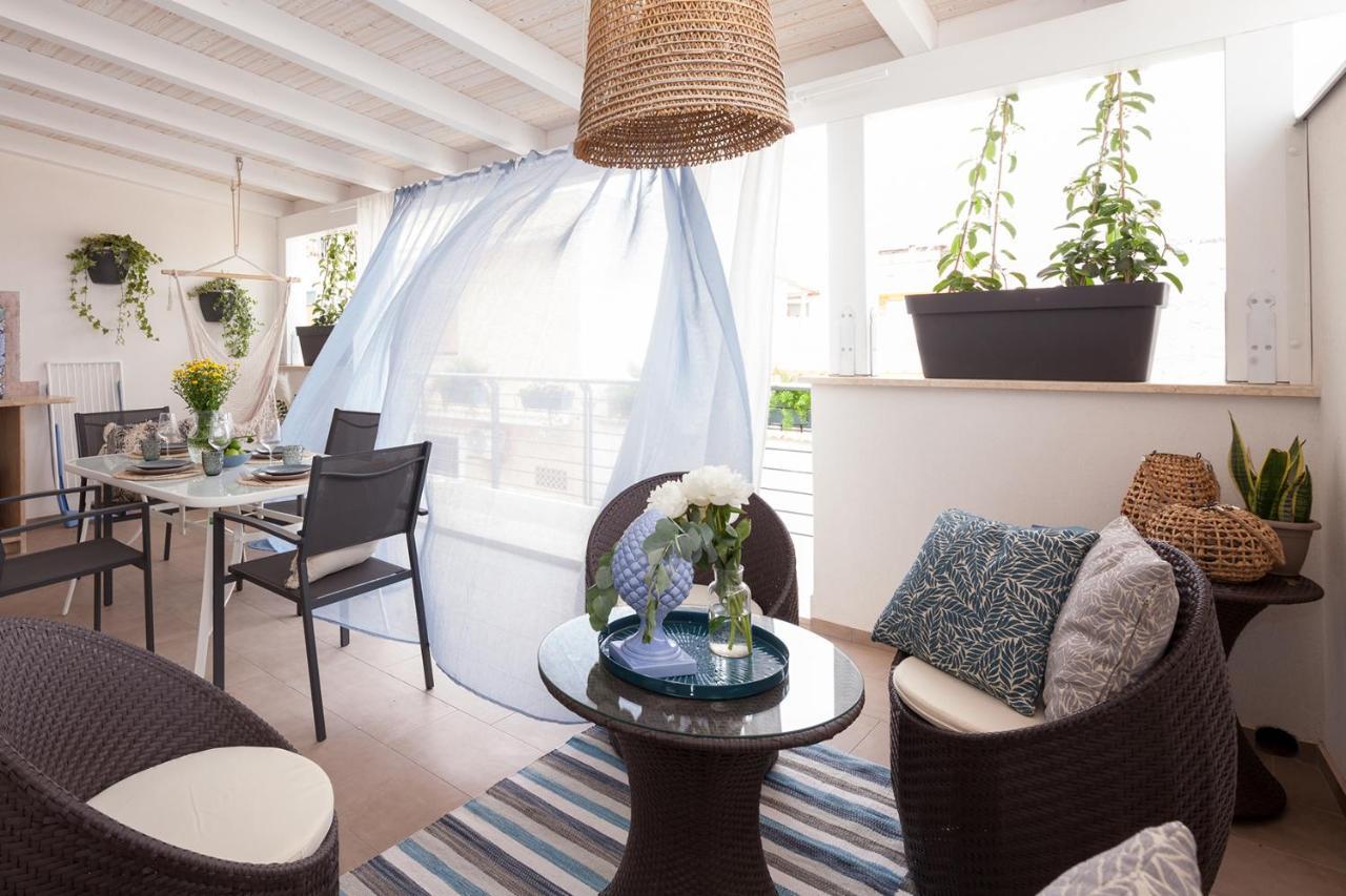 Holiday House Da Vinci Terrasini Exterior foto