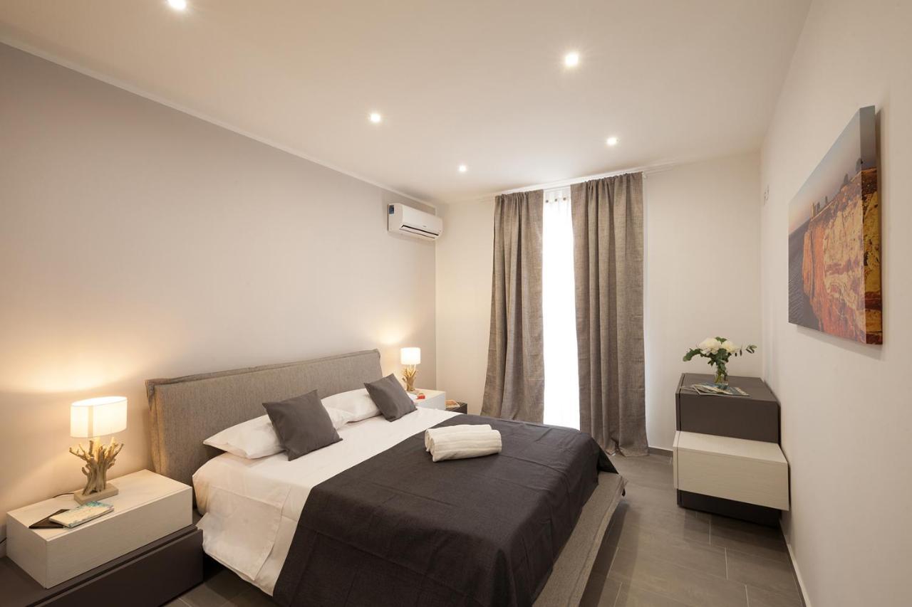 Holiday House Da Vinci Terrasini Exterior foto
